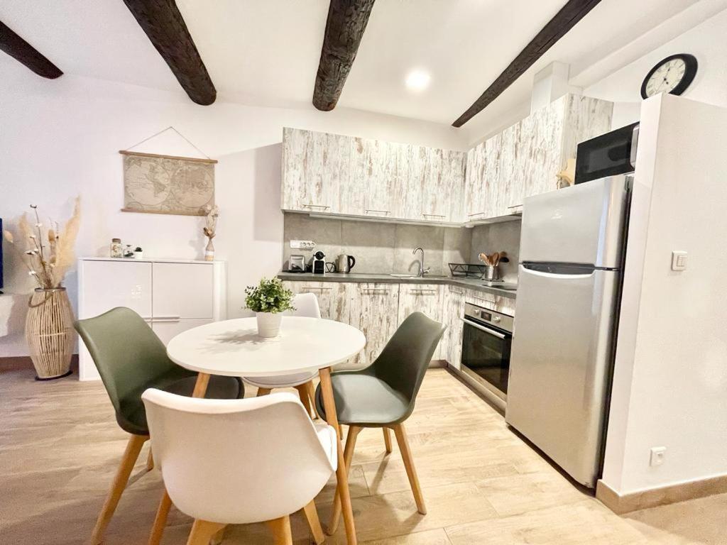 Le Mattoni Apartment ม็องตง ภายนอก รูปภาพ