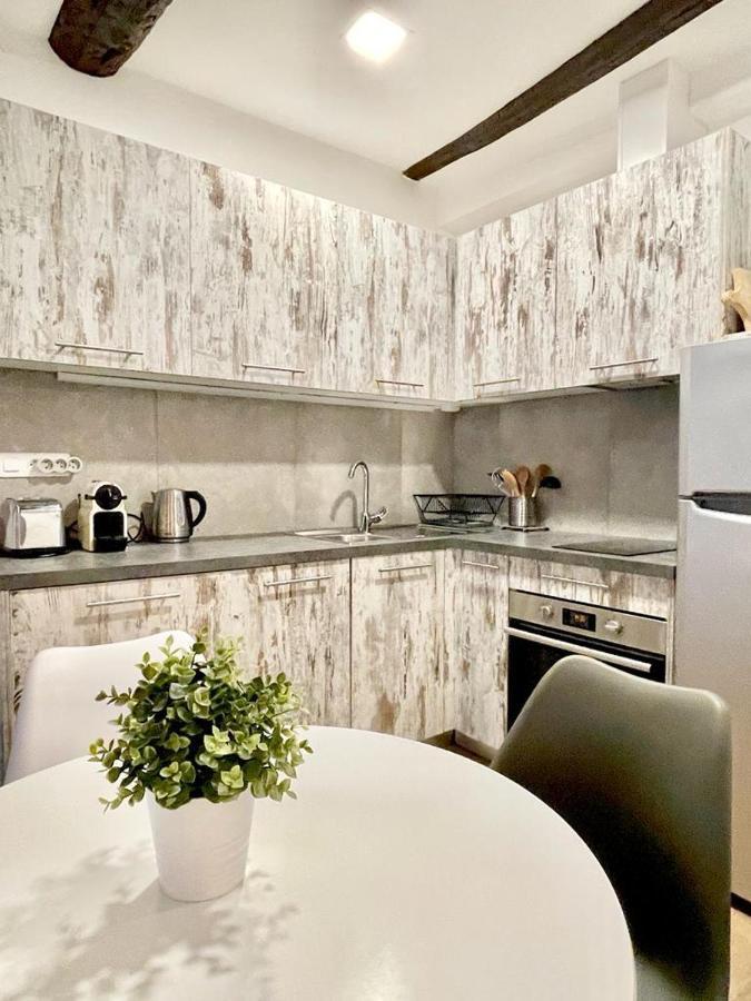 Le Mattoni Apartment ม็องตง ภายนอก รูปภาพ